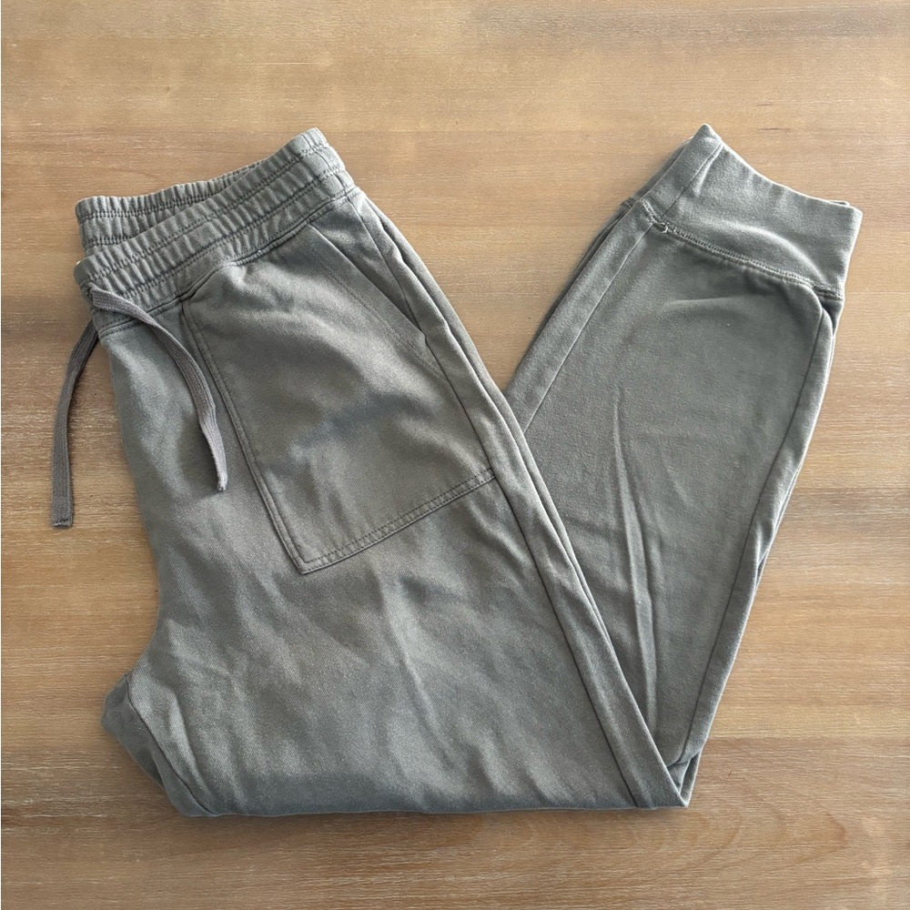 Splendid Soft Fleece Drawstring Waist Jogger Pants in Gray, Size Medium